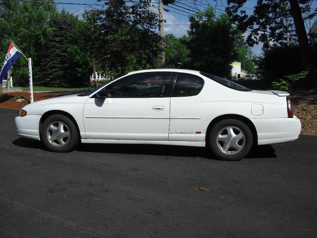 2000 Chevrolet Monte Carlo 4dr Sdn Auto (natl) Hatchback