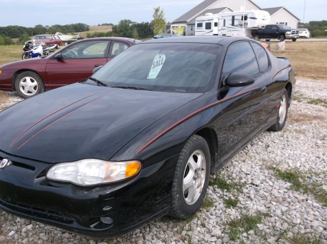 2000 Chevrolet Monte Carlo 4dr Sdn Auto (natl) Hatchback