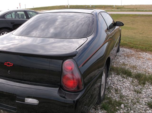 2000 Chevrolet Monte Carlo 4dr Sdn Auto (natl) Hatchback