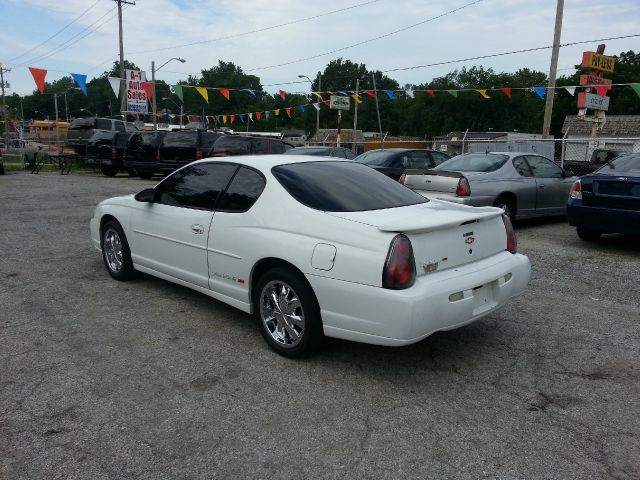 2000 Chevrolet Monte Carlo 4dr Sdn Auto (natl) Hatchback