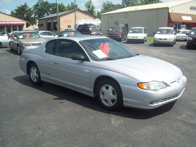 2001 Chevrolet Monte Carlo 4dr Sdn Auto (natl) Hatchback