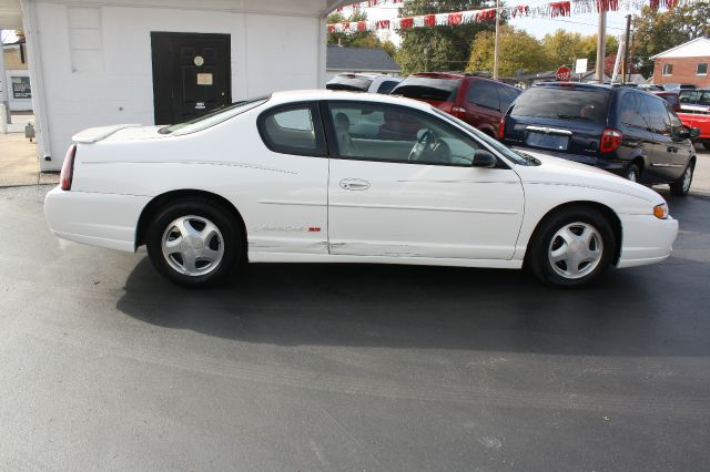 2001 Chevrolet Monte Carlo 4dr Sdn Auto (natl) Hatchback