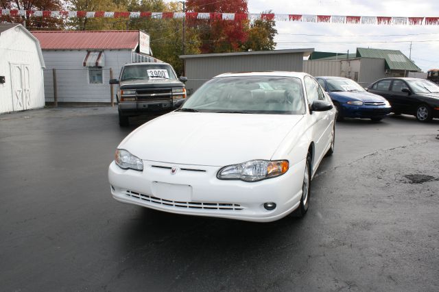 2001 Chevrolet Monte Carlo 4dr Sdn Auto (natl) Hatchback