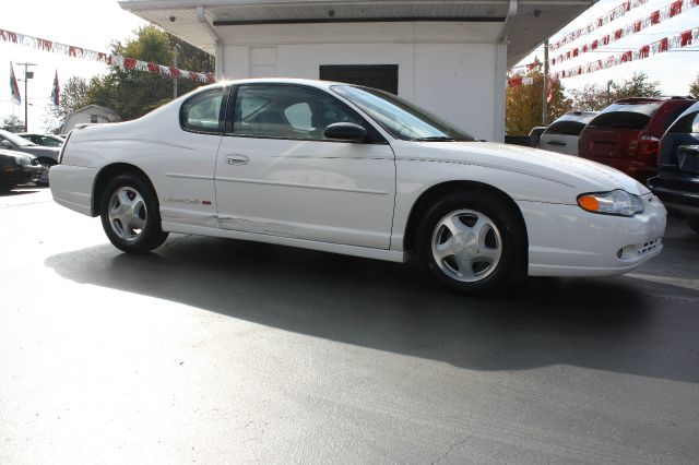 2001 Chevrolet Monte Carlo 4dr Sdn Auto (natl) Hatchback