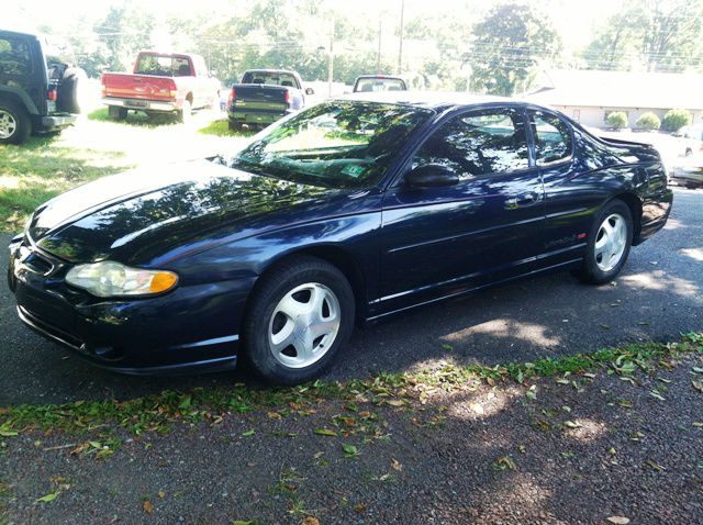 2001 Chevrolet Monte Carlo 4dr Sdn Auto (natl) Hatchback