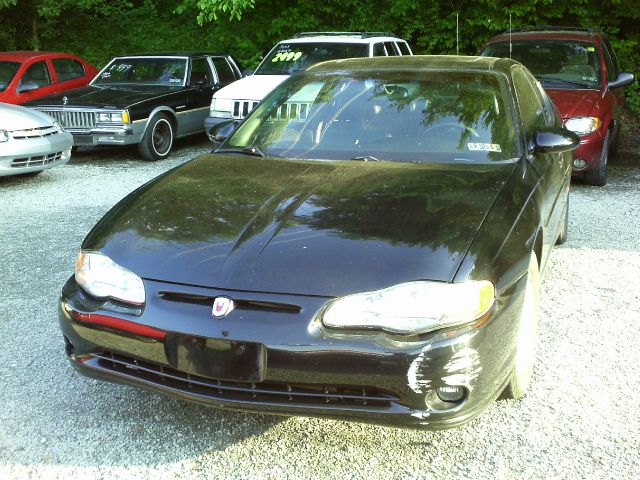 2002 Chevrolet Monte Carlo 4dr Sdn Auto (natl) Hatchback