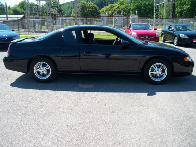 2002 Chevrolet Monte Carlo 4dr Sdn Auto (natl) Hatchback