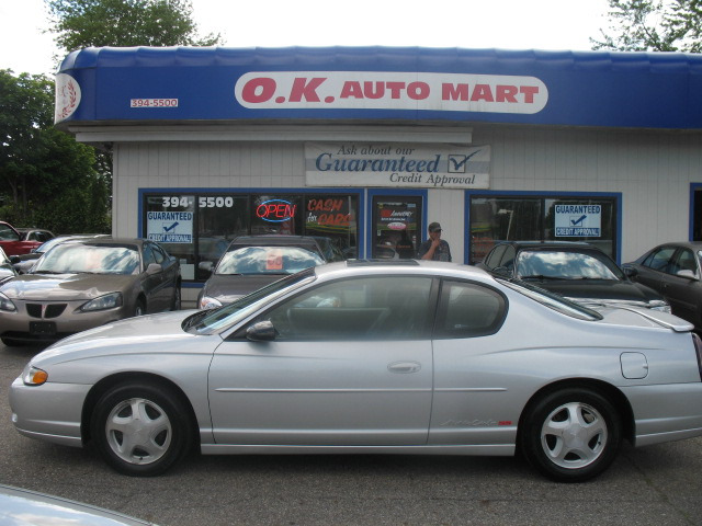 2002 Chevrolet Monte Carlo 4dr Sdn Auto (natl) Hatchback