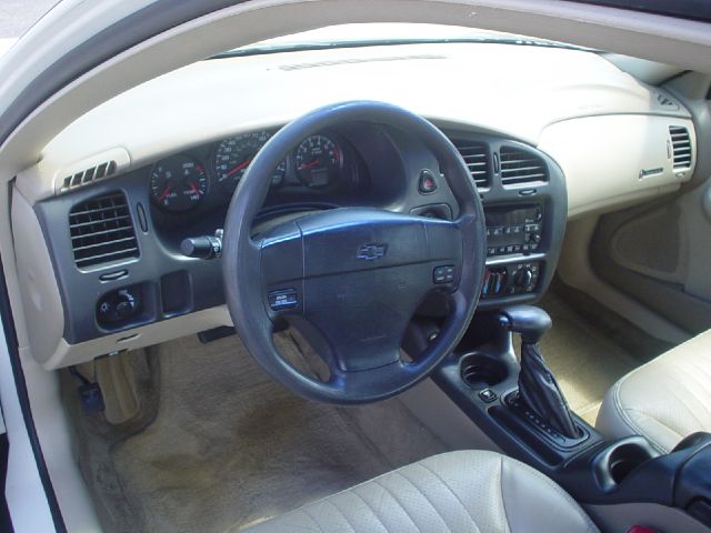 2002 Chevrolet Monte Carlo Touring W/nav.sys