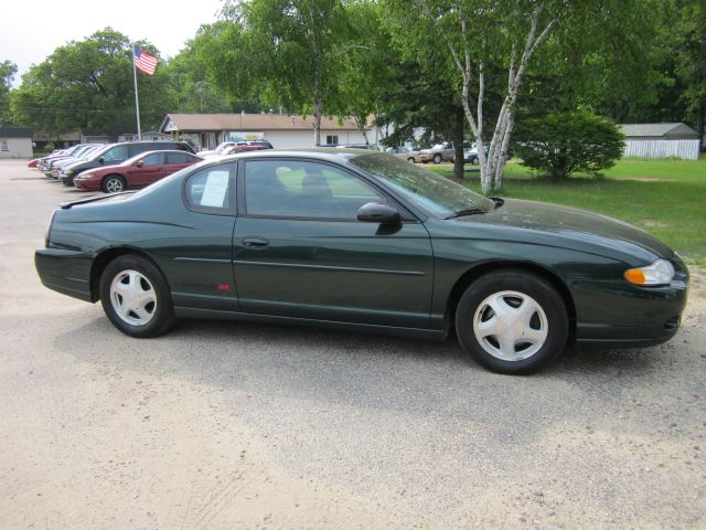 2002 Chevrolet Monte Carlo 4dr Sdn Auto (natl) Hatchback