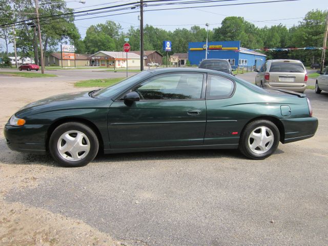 2002 Chevrolet Monte Carlo 4dr Sdn Auto (natl) Hatchback