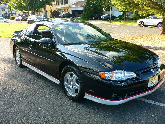 2002 Chevrolet Monte Carlo 2500 4WD 4x4 SUV