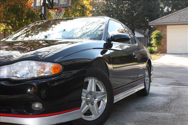 2002 Chevrolet Monte Carlo Lux Sedan 4D