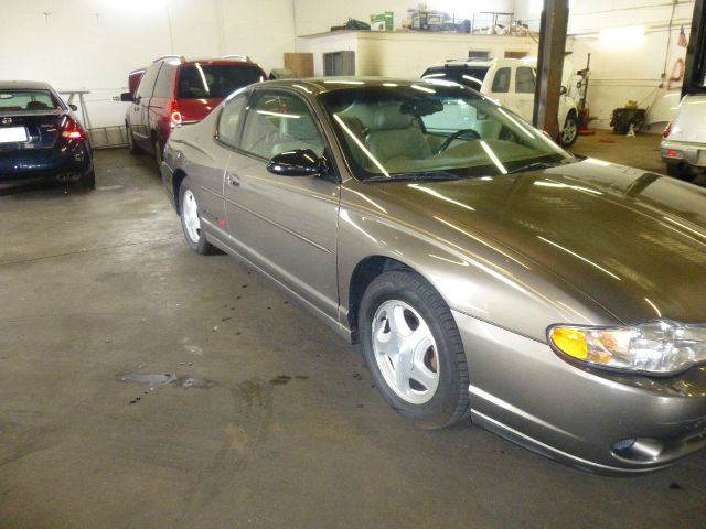 2002 Chevrolet Monte Carlo 4dr Sdn Auto (natl) Hatchback