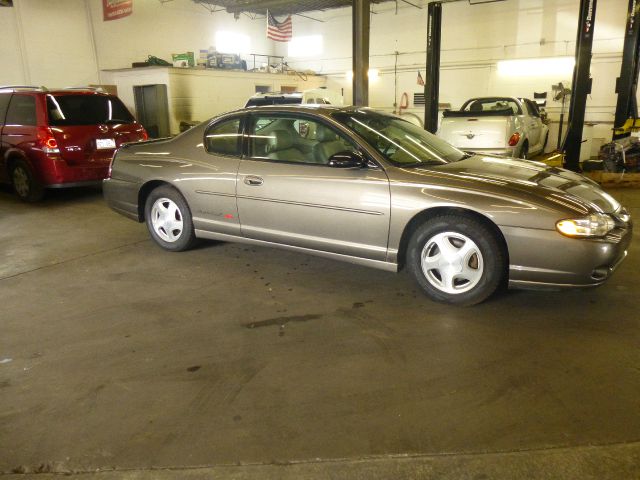 2002 Chevrolet Monte Carlo 4dr Sdn Auto (natl) Hatchback