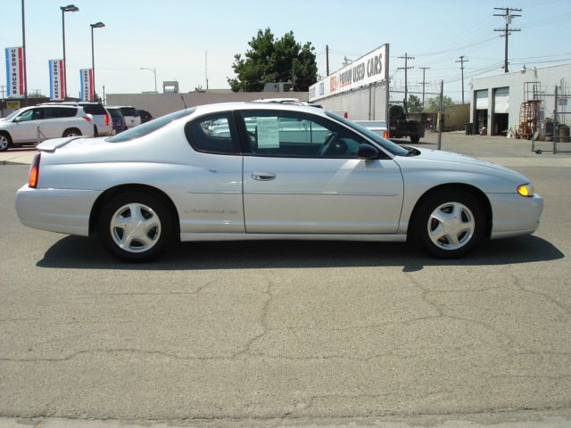 2002 Chevrolet Monte Carlo 4dr Sdn Auto (natl) Hatchback