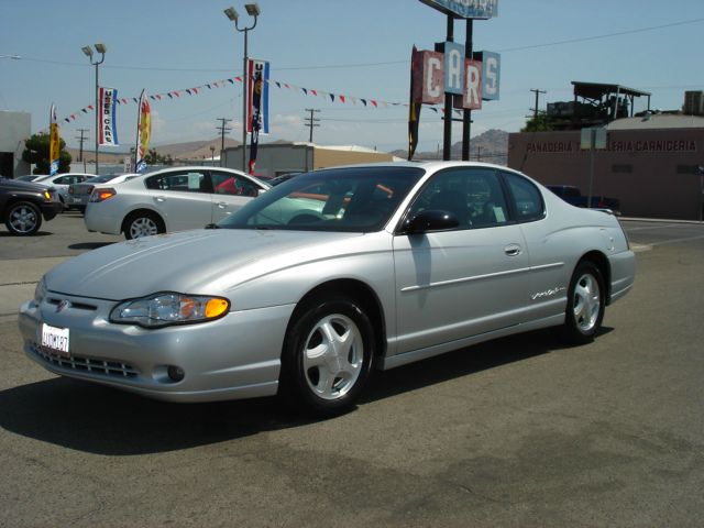 2002 Chevrolet Monte Carlo 4dr Sdn Auto (natl) Hatchback