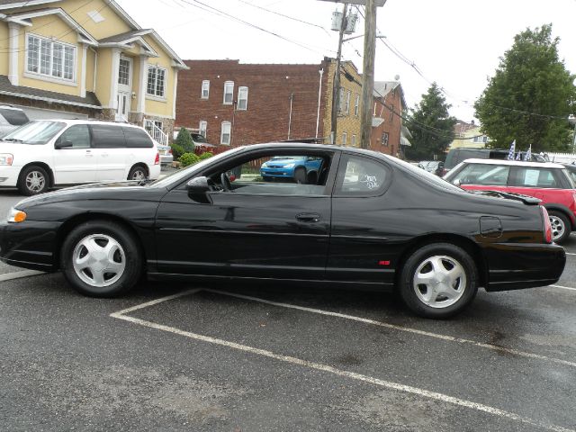 2003 Chevrolet Monte Carlo 4dr Sdn Auto (natl) Hatchback