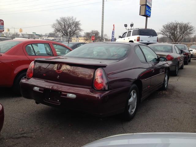 2003 Chevrolet Monte Carlo 4dr Sdn Auto (natl) Hatchback