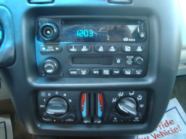 2003 Chevrolet Monte Carlo Touring W/nav.sys