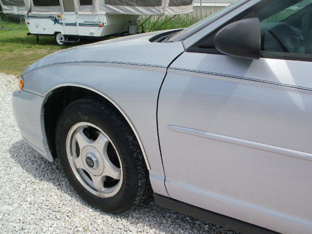 2003 Chevrolet Monte Carlo Unknown