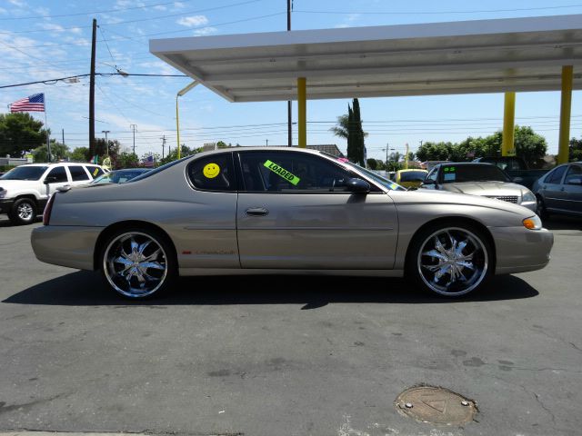 2003 Chevrolet Monte Carlo 4dr Sdn Auto (natl) Hatchback