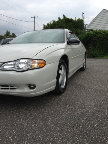 2004 Chevrolet Monte Carlo 4dr Sdn Auto (natl) Hatchback