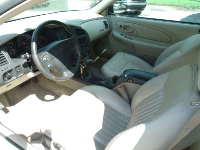 2004 Chevrolet Monte Carlo 4dr Sdn Auto (natl) Hatchback