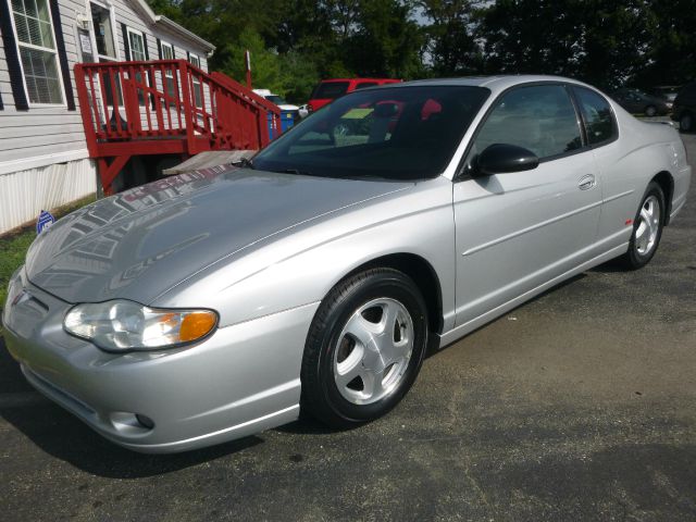 2004 Chevrolet Monte Carlo 4dr Sdn Auto (natl) Hatchback