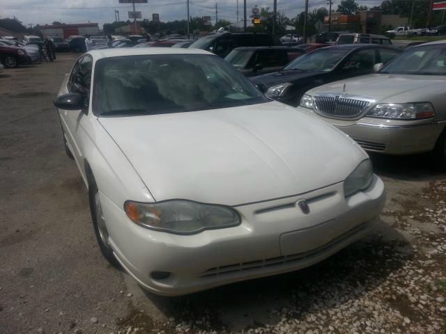 2004 Chevrolet Monte Carlo 4dr Sdn Auto (natl) Hatchback