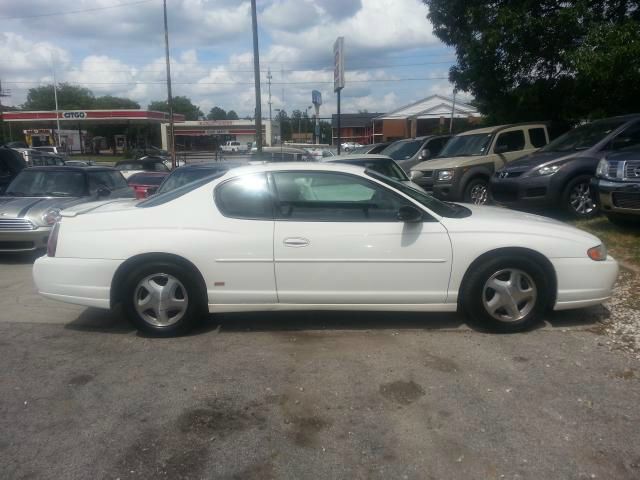 2004 Chevrolet Monte Carlo 4dr Sdn Auto (natl) Hatchback