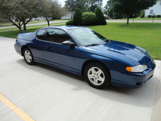 2004 Chevrolet Monte Carlo 4dr Sdn Auto (natl) Hatchback