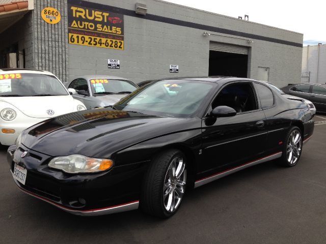 2004 Chevrolet Monte Carlo 4dr Sdn Auto (natl) Hatchback