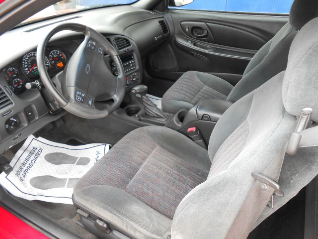 2004 Chevrolet Monte Carlo 4dr Sdn Auto (natl) Hatchback