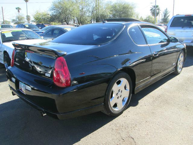 2006 Chevrolet Monte Carlo 4dr Sdn Auto (natl) Hatchback