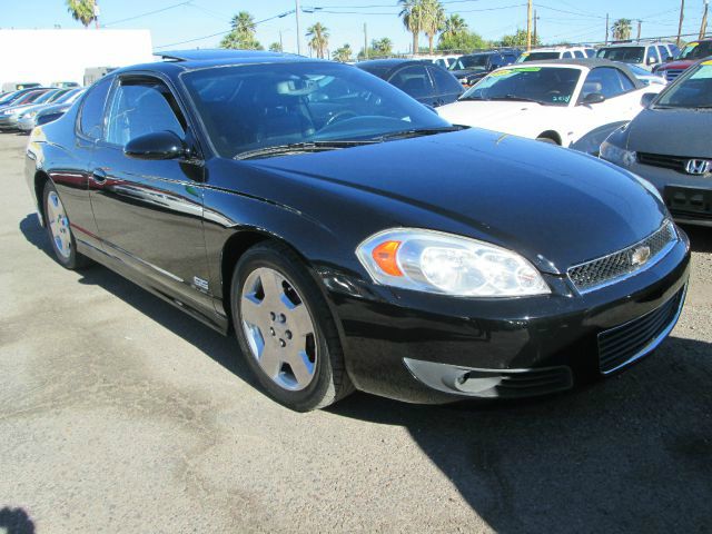 2006 Chevrolet Monte Carlo 4dr Sdn Auto (natl) Hatchback