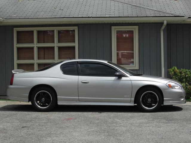 2006 Chevrolet Monte Carlo 4dr Sdn Auto (natl) Hatchback