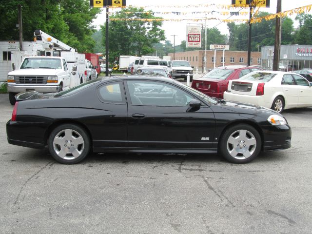 2006 Chevrolet Monte Carlo 4dr Sdn Auto (natl) Hatchback