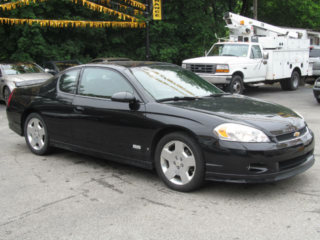 2006 Chevrolet Monte Carlo 4dr Sdn Auto (natl) Hatchback