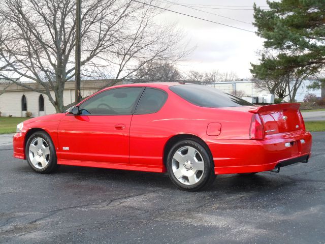 2006 Chevrolet Monte Carlo 4dr Sdn Auto (natl) Hatchback