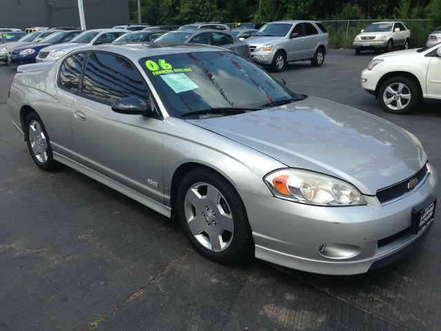 2006 Chevrolet Monte Carlo 4dr Sdn Auto (natl) Hatchback