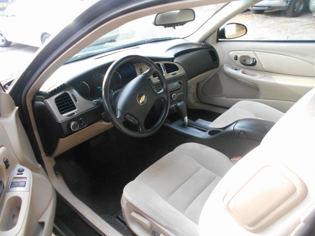 2006 Chevrolet Monte Carlo LS A4WD