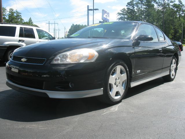 2006 Chevrolet Monte Carlo 4dr Sdn Auto (natl) Hatchback