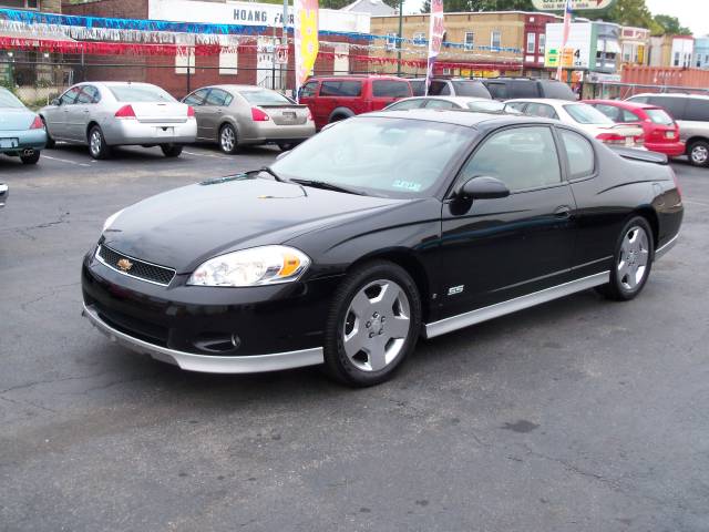 2007 Chevrolet Monte Carlo 2.5 S Coupe 2D