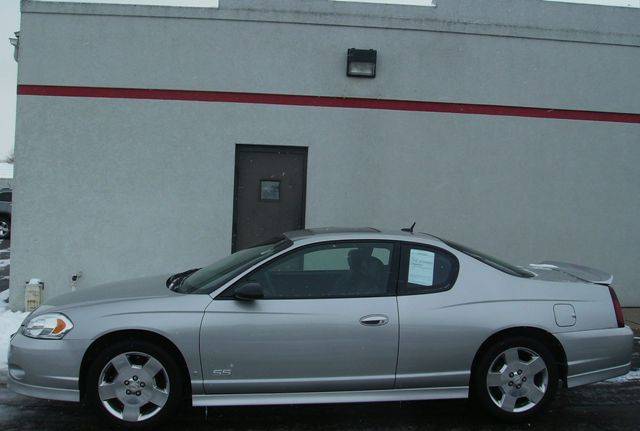 2007 Chevrolet Monte Carlo 4dr Sdn Auto (natl) Hatchback