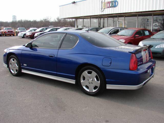 2007 Chevrolet Monte Carlo 4dr Sdn Auto (natl) Hatchback