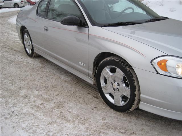 2007 Chevrolet Monte Carlo 4dr Sdn Auto (natl) Hatchback