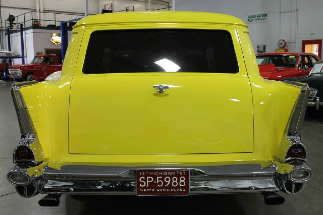 1957 Chevrolet Nomad EXT CAB 157.5 WB 4WD SL