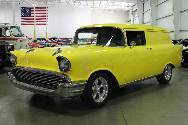 1957 Chevrolet Nomad EXT CAB 157.5 WB 4WD SL