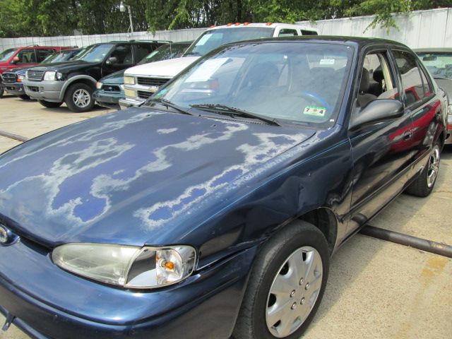 1998 Chevrolet Prizm 4dr Sdn I4 CVT S